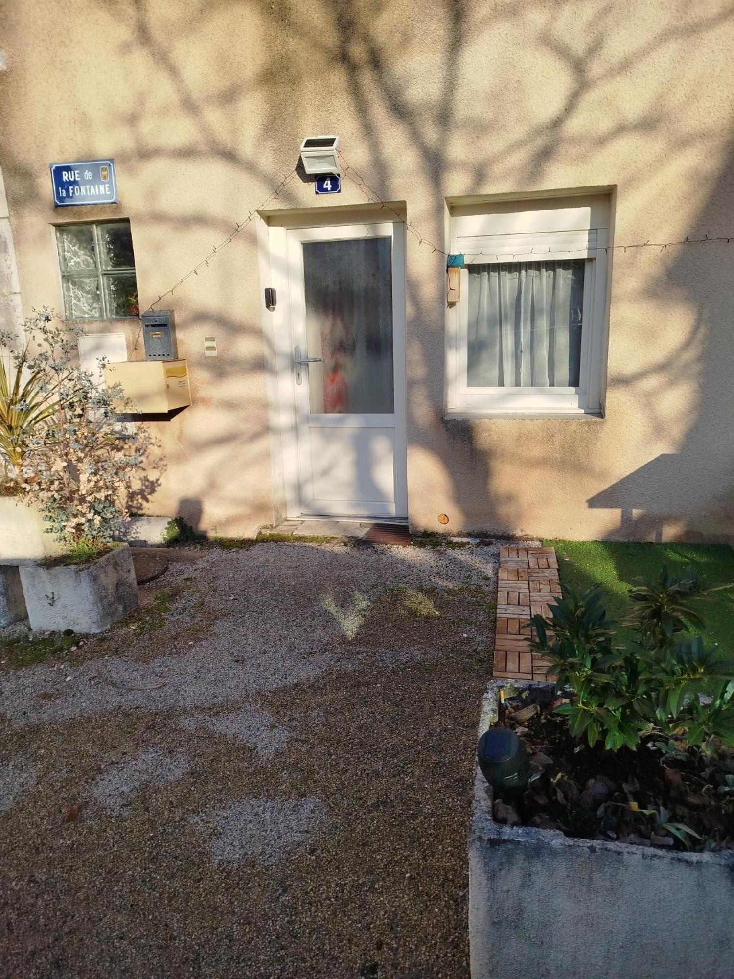 Maison De Village Appartement Rdc Avec Terrasse Gy Exteriér fotografie